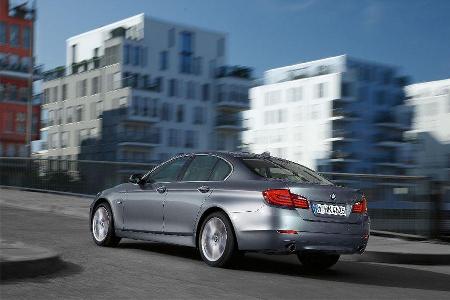 BMW 523i schrg von der Seite BMW 523i schrg von der Seite