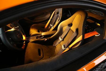 McLaren 570S, Fahrersitz