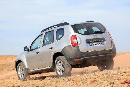 Der Diesel beschleunigt den Dacia Duster auf bis zu 156 km/h. Den Sprint von null auf 100 km/h schafft der Diesel in 13,7 Se...