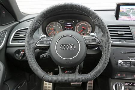 Audi RS Q3, Lenkrad, Rundinstrumente