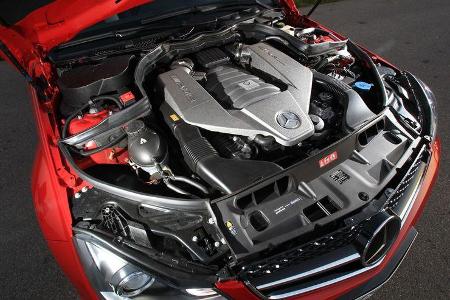Mercedes C 63 AMG Performance Package, Motor, Motorraum