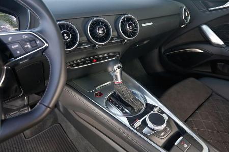 Audi TTS, Mittelkonsole