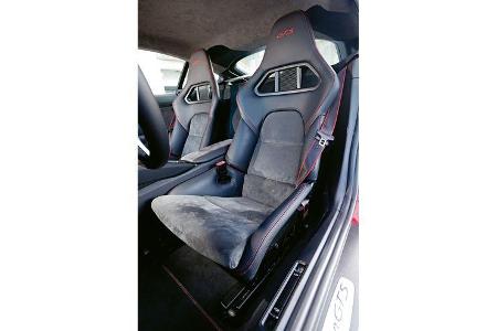 Porsche Cayman GTS, Fahrersitz