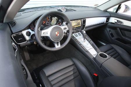 Porsche Panamera D, Cockpit