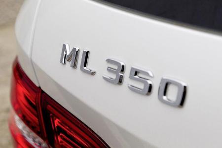 Mercedes ML, Schriftzug