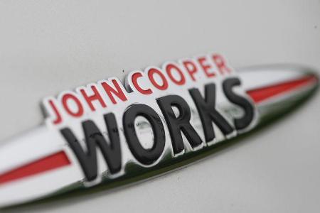Mini John Cooper Works, Schriftzug