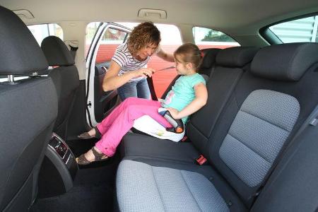 Skoda Superb Combi 1.6 TDI GreenLine, Rücksitz, Kindersitz