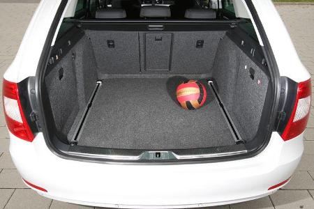Skoda Superb Combi 1.6 TDI GreenLine, Kofferraum, Laderaum