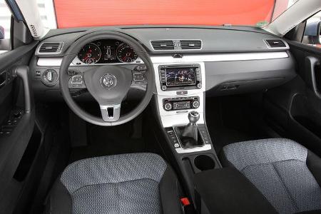 VW Passat Variant BlueMotion, Cockpit, Lenkrad