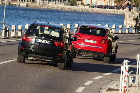 BMW X5 M50d, Porsche Cayenne S Diesel, Heckansicht
