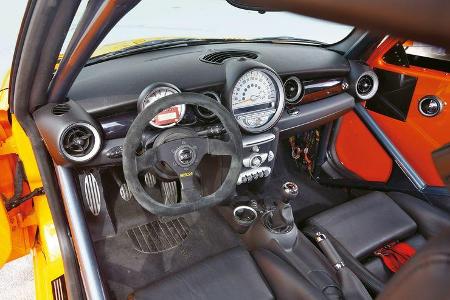 Schirra-Mini JCW GTS, Cockpit