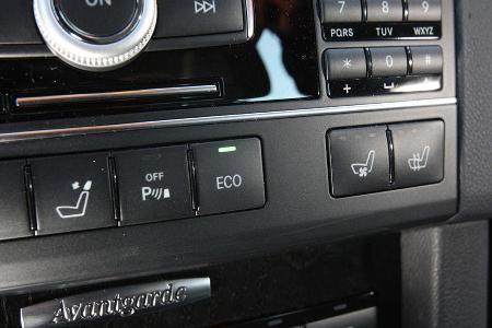 Mercedes E 220 CDI, Tasten