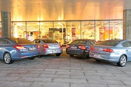 Opel Insignia, Skoda Superb, VW Passat, Hyundai i40, Heckansicht