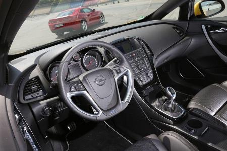 Opel Astra OPC, Cockpit, Lenkrad