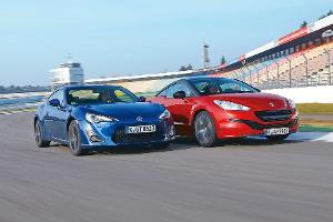 Toyota GT86 gegen Peugeot RCZ 1.6 200 THP