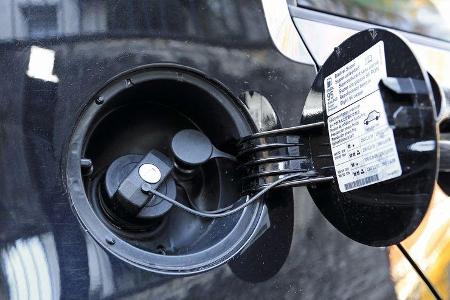 VW Up Ecofuel high up BMT, Tankstutzen