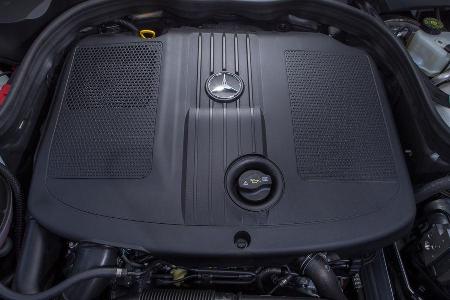Mercedes E 220 T Bluetec, Motor