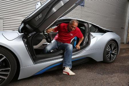 BMW i8, Fahrersitz, Aussteigen