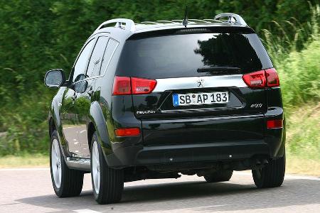 Sein 2,2-Liter-Common-Rail-Diesel ist deutlich stärker als die Zweiliter-Maschinen der Konkurrenten. Doch wegen seines höher...