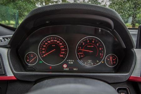 BMW 335i GT, Rundinstrumente