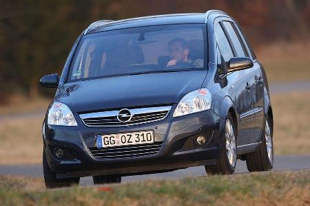 Von Opel tritt der Zafira mit dem 1.7 CDTi in der Editions-Ausstattung an.