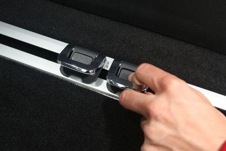 Peugeot 308 SW 130 e-THP 130, Halteleiste