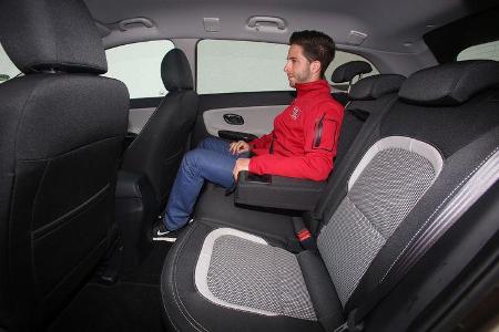 Kia Cee´d SW 1.6 GDI, Fondsitz, Beinfreiheit