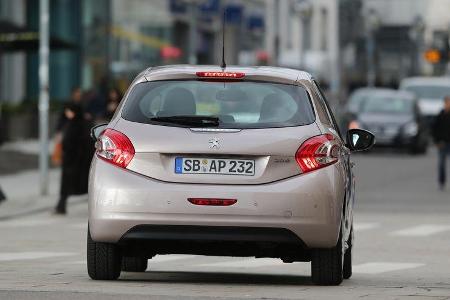 Peugeot 208 82 VTi Active, Heckansicht