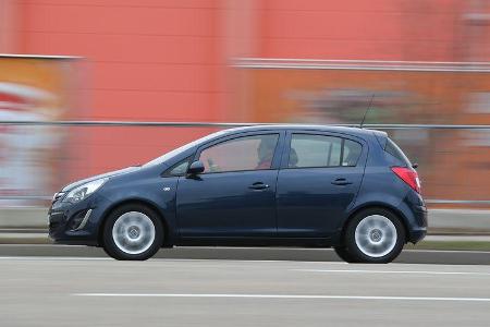 Opel Corsa 1.4 Innovation, Seitenansicht