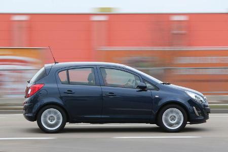 Opel Corsa 1.4 Innovation, Seitenansicht