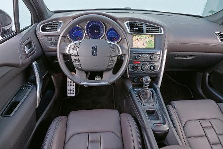 Citron DS4 THP 200, Cockpit