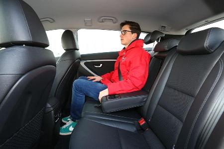 Hyundai i30 1.6 CRDI, Rcksitz, Beinfreiheit