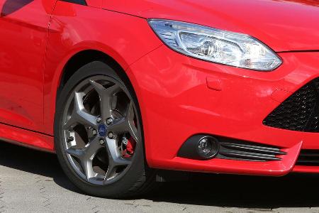 Ford Focus ST, Frontscheinwerfer