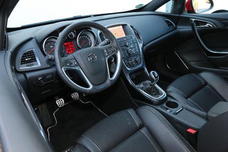 Opel Astra OPC, Cockpit, Lenkrad