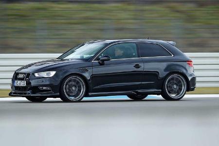 Obwohl er weniger PS Leistungssteigerung als der BMW bekam, beschleunigt der Abt-Audi flotter.