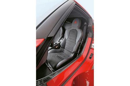 Alfa Romeo 4C, Fahrersitz