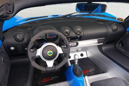 Lotus Elise S Club Racer, Cockpit