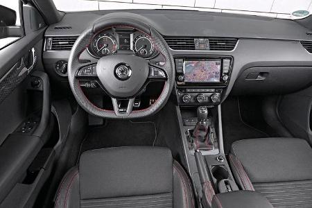 Skoda Octavia Combi RS 2.0 TSI, Cockpit