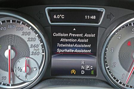 Mercedes CLA 250 Shooting Brake AMG Line, Anzeigeinstrument
