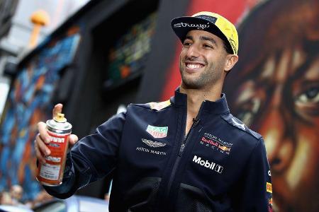 Ricciardo & Verstappen - Red Bull - Graffiti - Aston Martin - GP Australien 2018