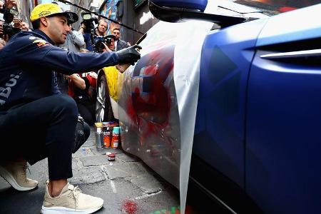 Ricciardo & Verstappen - Red Bull - Graffiti - Aston Martin - GP Australien 2018