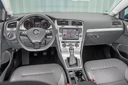 VW Golf 1.0 TSI Bluemotion, Cockpit