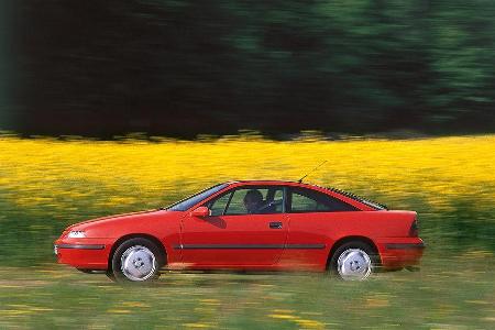 Opel Calibra, Seitenansicht