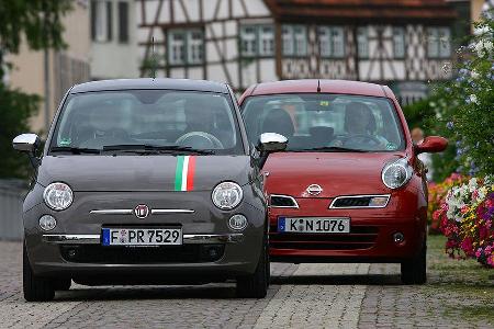 Die zwei rundlichen Stadtwägelchen Fiat 500 und Nissan Micra im Vergleich.