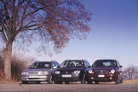 Lancia Lybra SW 2.0, Volvo V40 T 2.0, VW Bora Variant V5 Lancia Lybra SW 2.0, Volvo V40 T 2.0, VW Bora Variant V5
