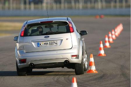 Die Beschleunigungswerte des Focus ST unterscheiden sich nur um Zehntel von den Volvo-Zahlen.