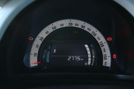 Renault Twingo SCe70, Rundinstrumente