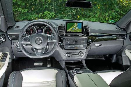 Mercedes GLE 350 d, Cockpit