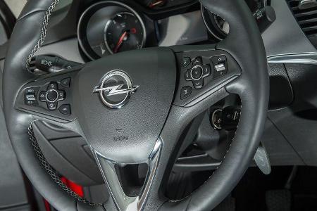 Opel Astra 1.6 CDTI, Lenkrad