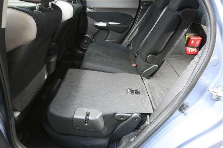 Gut nutzbarer Kofferraum durch ausgefeilte und variable Sitzklapptechnik.